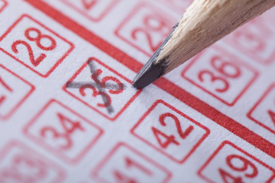 双色球杀码计划杀号：揭秘彩票中奖的智慧之道